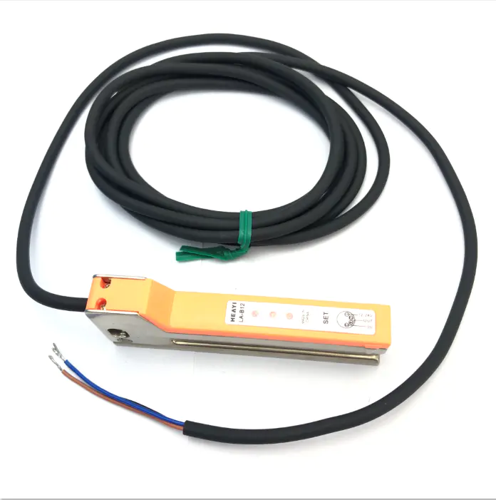 LA-B12N PC and stainless steel photoelectric label gap detection sensor for packing industry